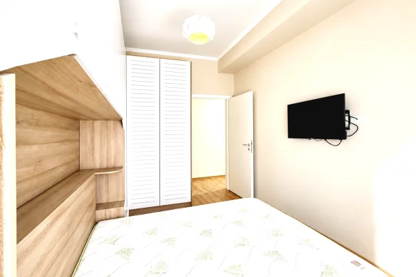 Shtepi ne shitje Apartament ne Tirane, 2+1, Mobilimi E mobiluar, Pagesa 180,000  Euro.