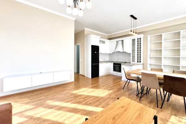 Shtepi ne shitje Apartament ne Tirane, 2+1, Mobilimi E mobiluar, Pagesa 180,000  Euro.