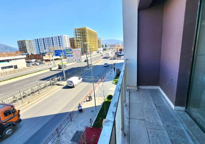 OFERTE (1450Euro/m2): Amb **Open Space 320.7m2 ( te Casa Italia - Dogana | Buze Autostrade) 100% i Ri -