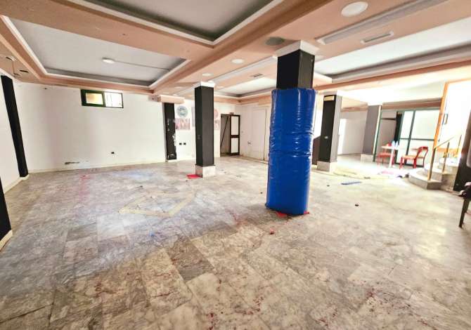 Shitet: Ambient Open Space(770 Euro/m) ne Rruge Kryesore 📍 MINE PEZA - Rr. Haxhi Hysen Dalliu  OKAZION 📌 KTHIM INVESTIMI: 10 VITE