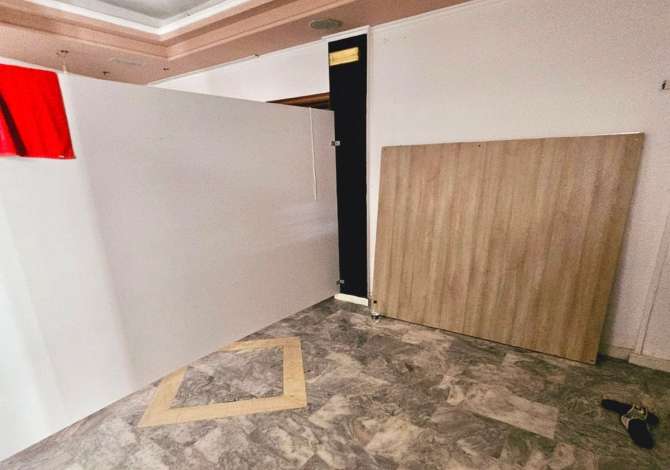 Business Property in Sale 1+1 in Tirana - 155,000 Euro