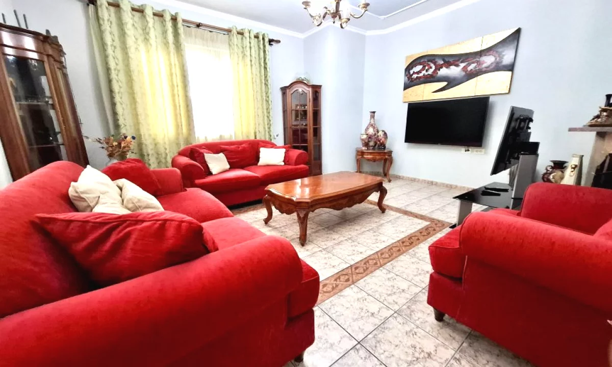 Luxury villas for rent in Tirana 3+1, Furnished