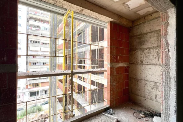 Apartment for sale in Tirana 1+1, Emty