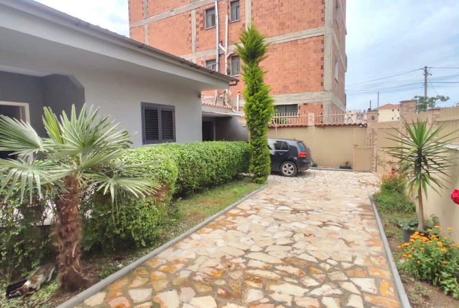 Private house for rent in Tirana 2+1, Furnished