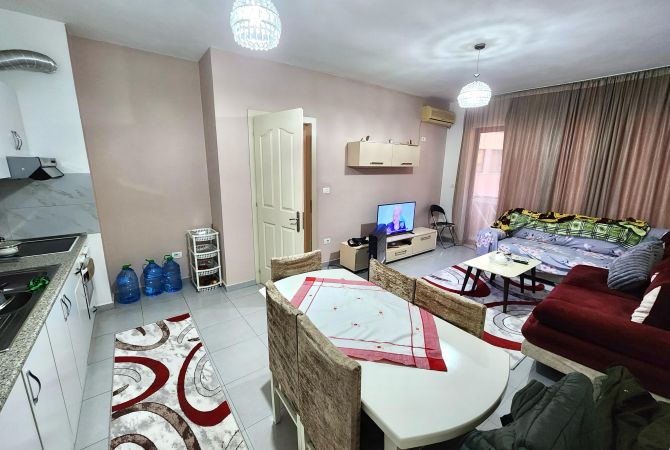 Shtepi ne shitje Apartament ne Tirane, 1+1, Mobilimi Bosh, pa mobiluar, Pagesa 194,400  Euro.