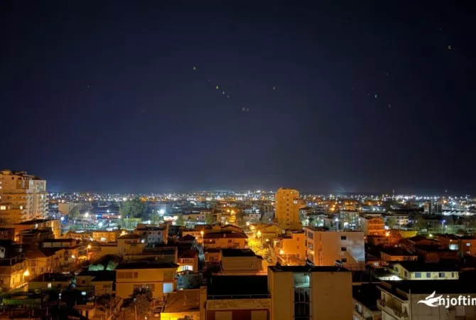 Shtepi ne shitje Penthose(kati i fundit panoramik) ne Vlore, 2+1, Mobilimi Bosh, pa mobiluar, Pagesa 187,000  Euro.