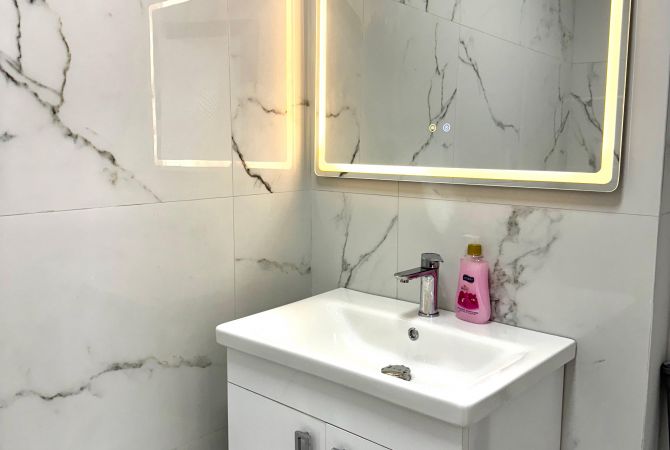 🔵 Jepet me Qira : Dyqan 65m2, Siper Kristal Center - Tek Nest Cafe ( Buze Rruges Dytesore te Autostrades)📍Kati 0, Fasade Xhami - i sapo investuar 🧨