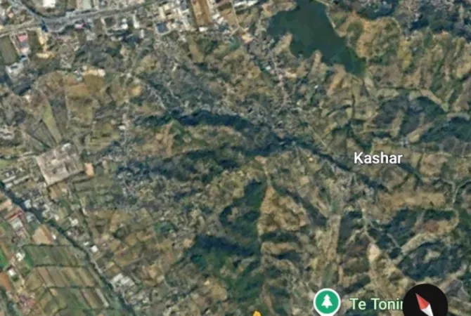 Truall ose Toke ne Tirane - 540,000 Euro