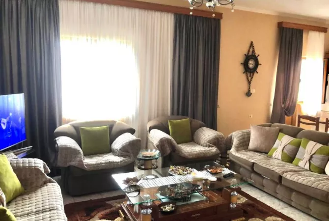 Shtepi ne shitje Apartament ne Sarande, 2+1, Mobilimi E mobiluar, Pagesa 250,000  Euro.