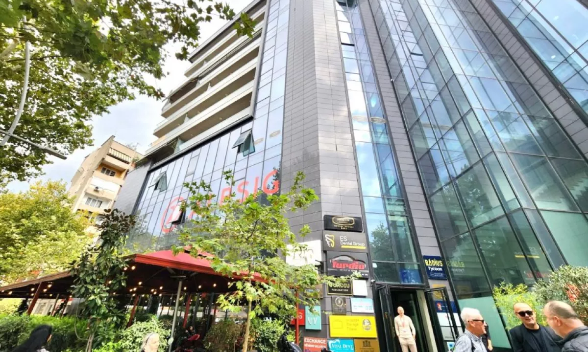 Me Qera: Ambient Biznesi (630m2) Multifunksional 📍Turdiu Center - 9 Kateshet 📌Lartesia 4m