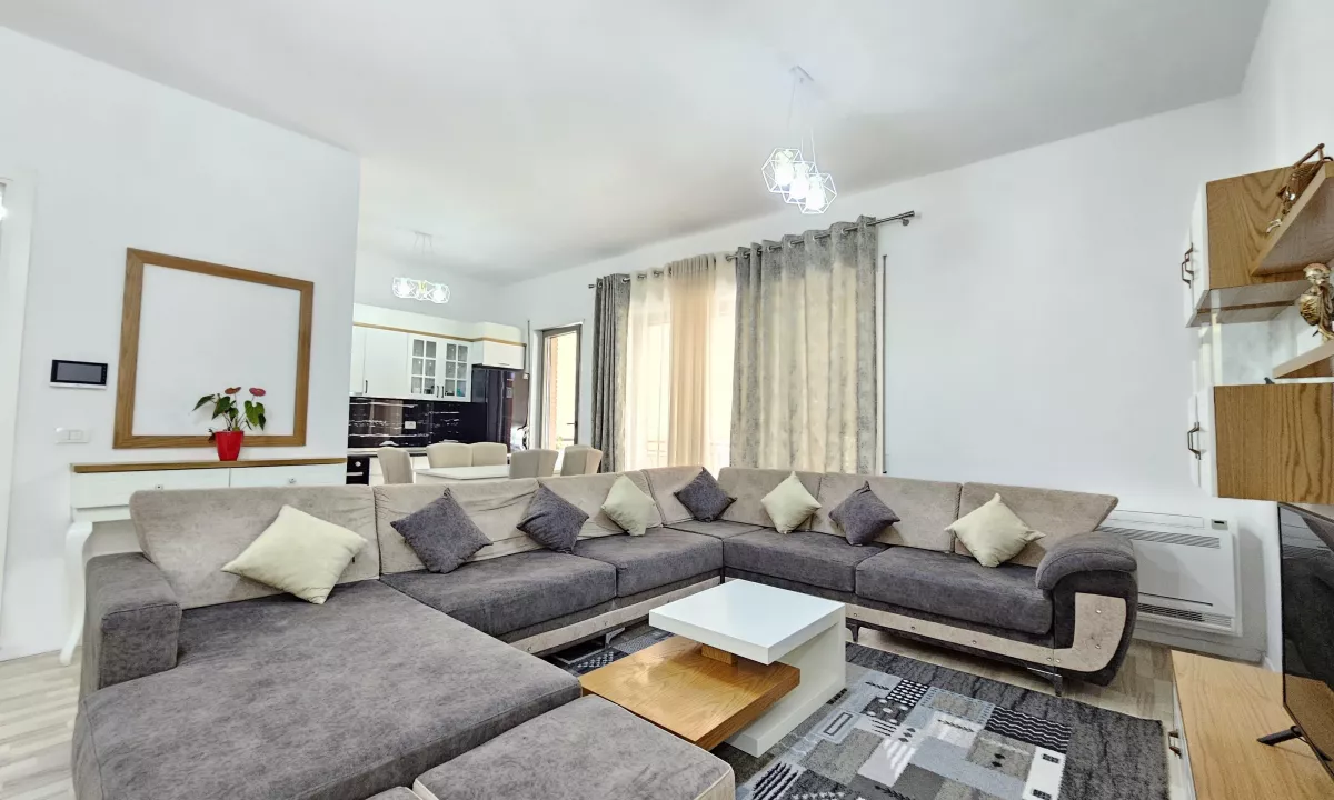 Shtepi me qera Apartament ne Tirane, 2+1, Mobilimi E mobiluar, Pagesa 1,280  Euro.