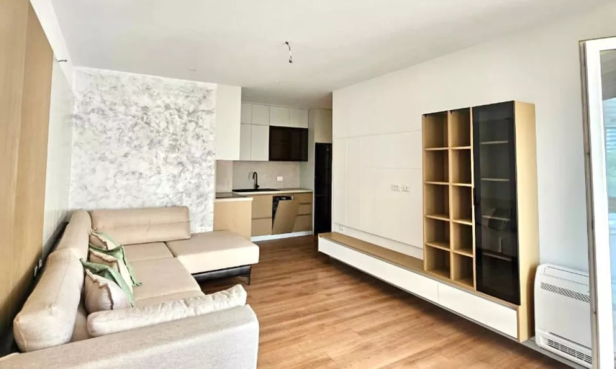 House for Rent Apartment in Tirana, 2+1, Furniture Furnished, Payment 1,300  Euro.