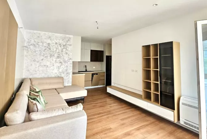 Jepet me qira apartament 2+1 + vend parkimi ne pallat te ri të vitit 2025  te investuar totalisht ng