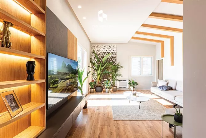 Shtepi ne shitje Penthose(kati i fundit panoramik) ne Tirane, 3+1, Mobilimi E mobiluar, Pagesa 440,000  Euro.