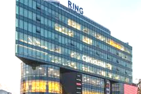 Shtepi ne shitje Apartament ne Tirane, 1+1, Mobilimi Bosh, pa mobiluar, Pagesa 126,000  Euro.