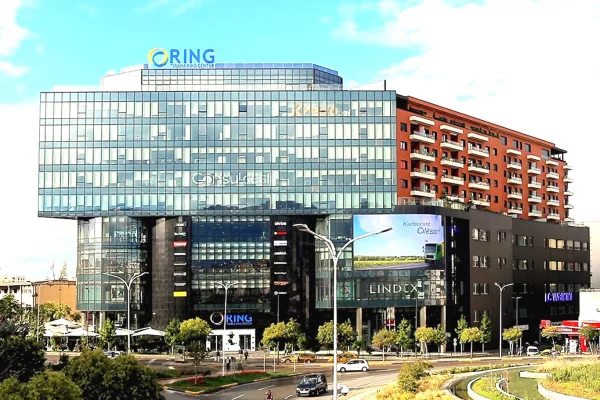 Shtepi ne shitje Apartament ne Tirane, 2+1, Mobilimi Bosh, pa mobiluar, Pagesa 190,000  Euro.