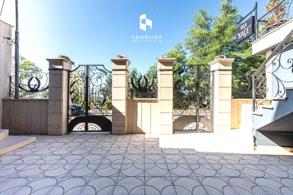 🏨 Hotel Modern Ne Shitje - Korce, Rr. e Vilave | me Pamje mbi gjithe Korcen | 1,300,000 Euro🔥