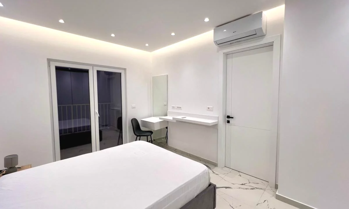 Appartamento in affitto a Tirana 1+1, Arredato