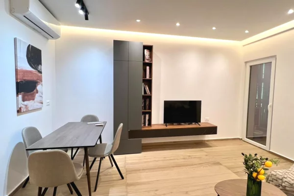 Appartamento in affitto a Tirana 1+1, Arredato