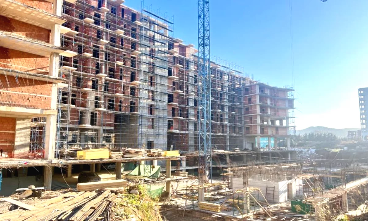 Appartamento in vendita a Tirana 1+1, Vuoto