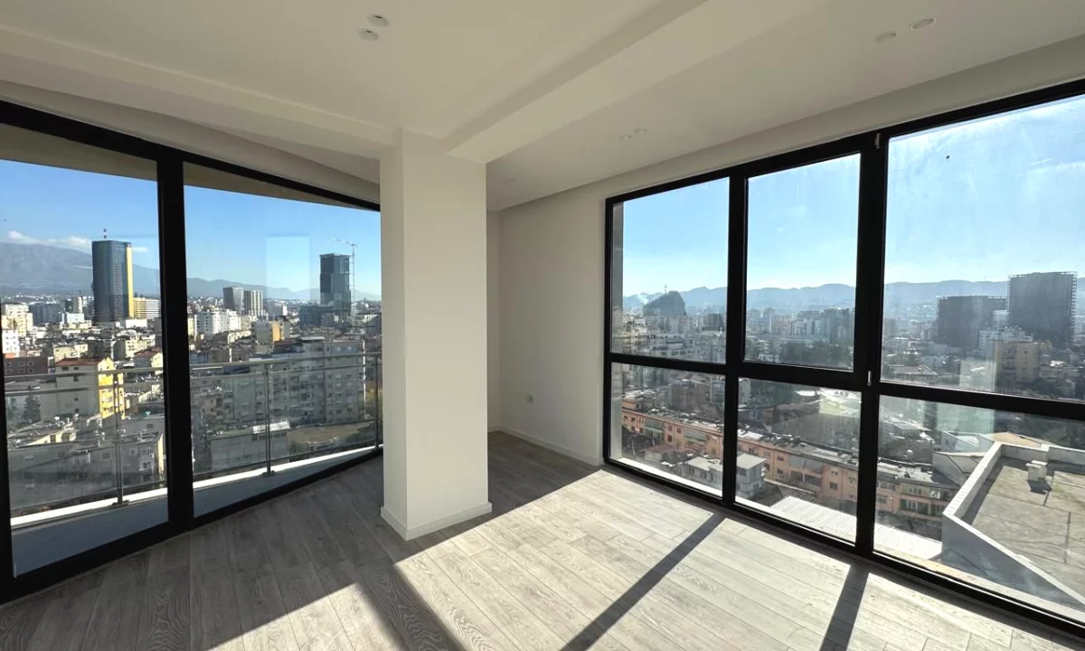 Appartamento in affitto a Tirana 2+1, Vuoto