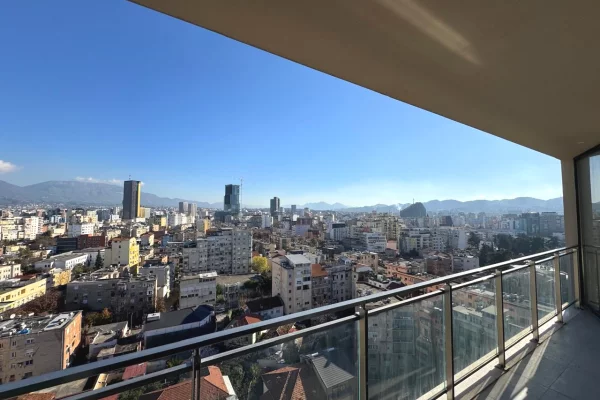 Appartamento in affitto a Tirana 2+1, Vuoto