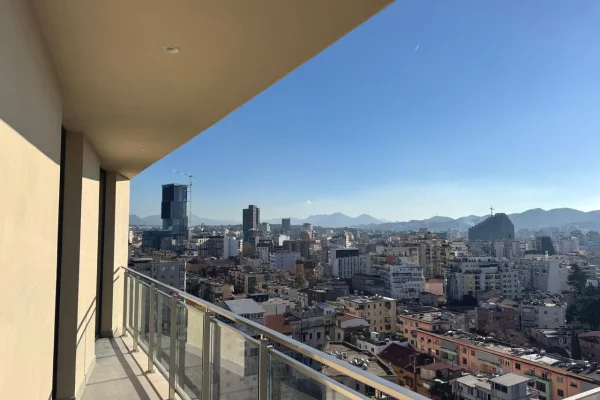 Appartamento in affitto a Tirana 2+1, Vuoto