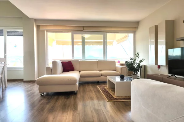 Shtepi me qera Apartament ne Tirane, 2+1, Mobilimi E mobiluar, Pagesa 1,500  Euro.