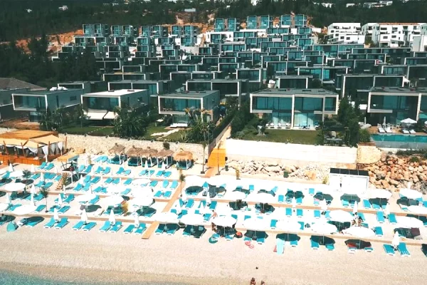 Shtepi ne shitje Vila Luksoze ne Himare, 3+1, Mobilimi E mobiluar, Pagesa 935,000  Euro.