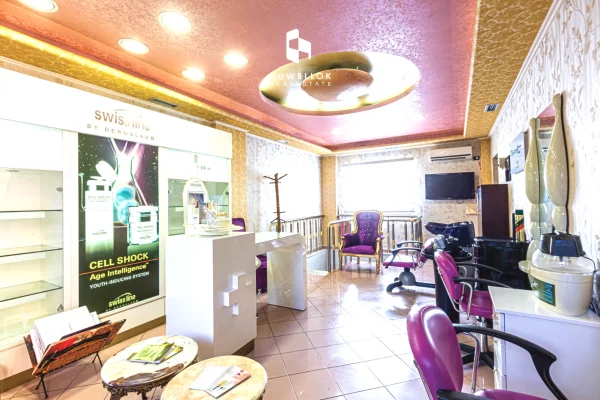 Me Qera: Ambient me 2 Kate 📍Mine Peza/Rr. Durresit || (800Euro/muaj) Super Location, Afer Qendres