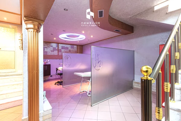 Me Qera: Ambient me 2 Kate 📍Mine Peza/Rr. Durresit || (800Euro/muaj) Super Location, Afer Qendres