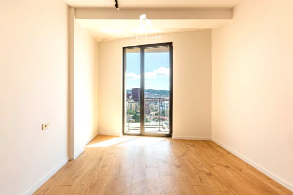 ✨️Me Qira: Elite Office 202m2 ⭐️ 2 Parkime 3 WC🚾 / VERANDE - Kati 12📍 GOLDEN TOWER (MINE PEZA REZIDENCE) 🌇 2000Euro NETO/Muaj 💥