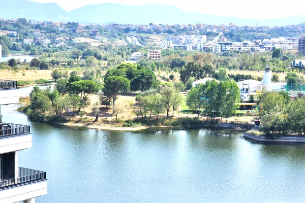 Business Property for Rent 3+1 in Tirana - 1,700 Euro