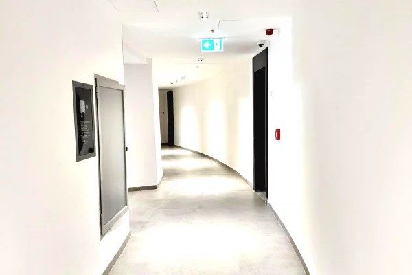 Me Qera: Zyre (135 m2)📍Lake View - Liqeni Tiranes || 3+1+2wc & GARAZH + Verande Gjigande ((1,700Euro/muaj))