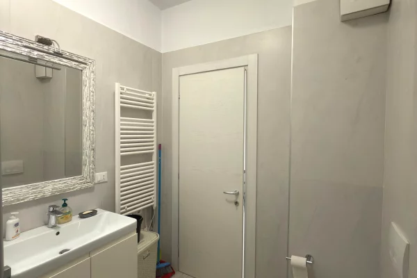 Appartamento in vendita a Tirana 2+1, Arredato