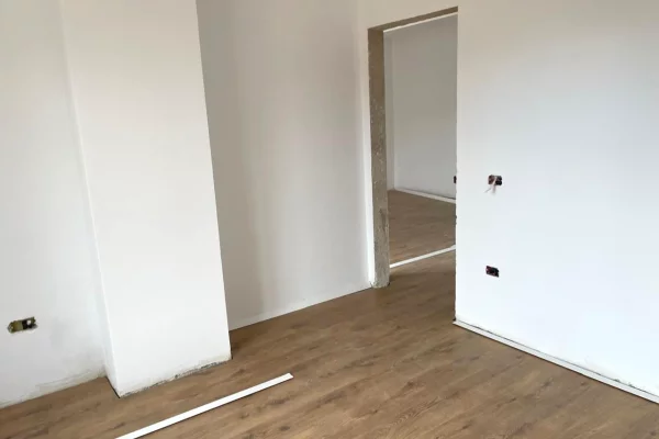 Appartamento in vendita a Himara 1+1, Vuoto