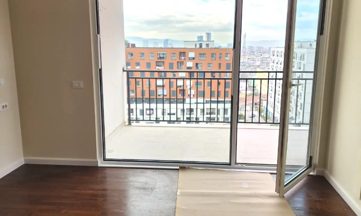 Appartamento in vendita a Tirana 2+1, Vuoto