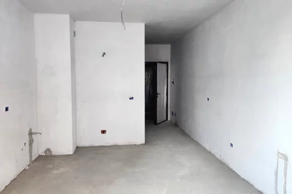 Appartamento in vendita a Tirana 1+1, Vuoto