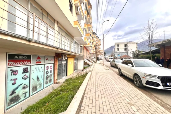 🔥 SHITET AMBIENT: BUZE RRUGE KRYESORE (📍Babrru -  Tufine) – OKAZION (1,178Euro/m2)🔥 ||  290,000Euro