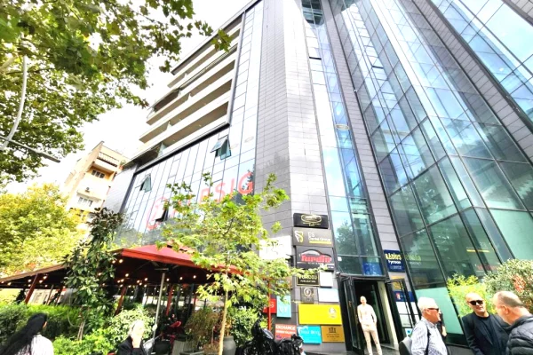 Me Qera: Ambient Biznesi (630m2) Multifunksional 📍Turdiu Center - 9 Kateshet 📌Lartesia 4m