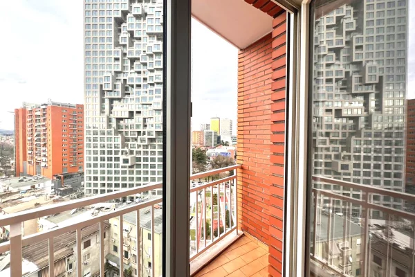 Shtepi me qera Duplex(shtepi me 2 kate) ne Tirane, 3+1, Mobilimi E mobiluar, Pagesa 4,500  Euro.