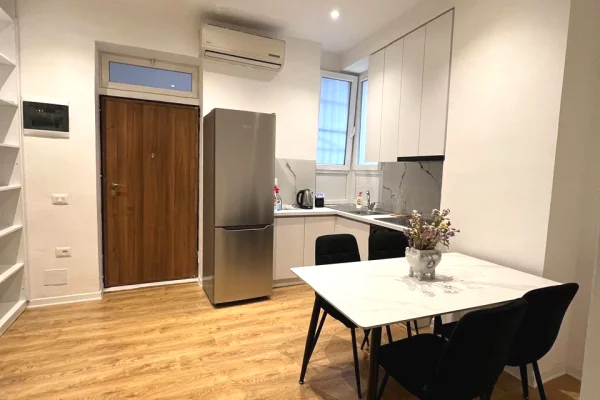 Casa in affitto Garsoniere a Tirana - 55,000 Leke