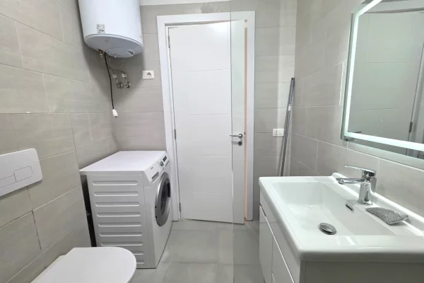 Shtepi me qera Apartament ne Tirane, 1+1, Mobilimi E mobiluar, Pagesa 500  Euro.