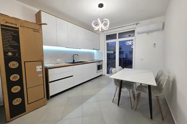 Shtepi me qera 1+1 ne Tirane - 500 Euro