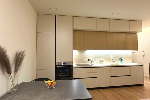 Appartamento in affitto a Tirana 2+1, Arredato