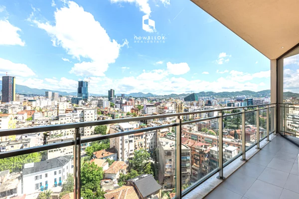 ✨️For Rent: Elite Office 202m2 ⭐️ 2 Parkings 3 WC🚾 / VERANDA - Floor 12📍 GOLDEN TOWER (MINE PEZA RESIDENCE) 🌇 Euro2000 NET/Month 💥