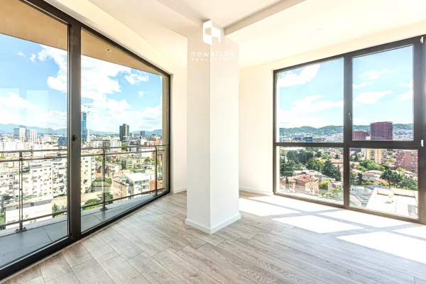 ✨️For Rent: Elite Office 202m2 ⭐️ 2 Parkings 3 WC🚾 / VERANDA - Floor 12📍 GOLDEN TOWER (MINE PEZA RESIDENCE) 🌇 Euro2000 NET/Month 💥