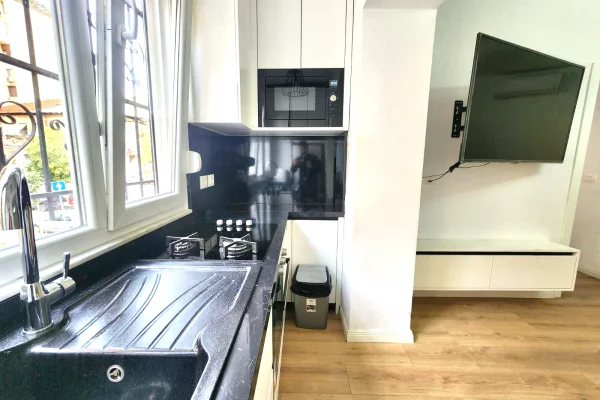 Shtepi me qera Apartament ne Tirane, 2+1, Mobilimi E mobiluar, Pagesa 600  Euro.