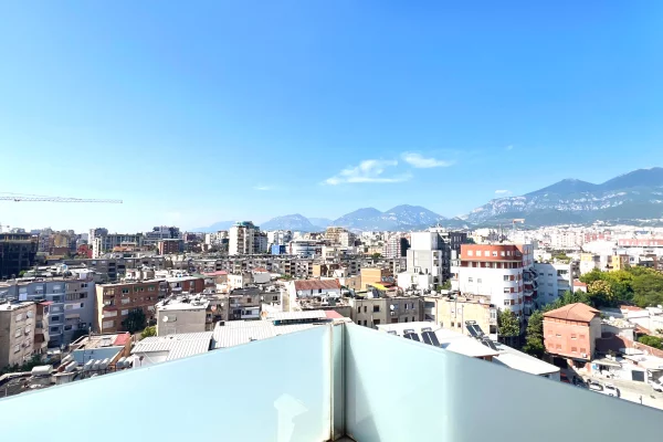 Appartamento in affitto a Tirana 1+1, Arredato