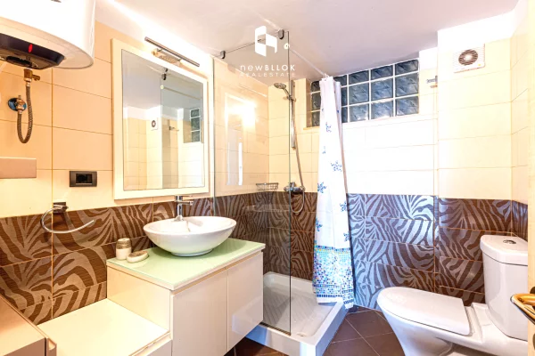 Duplex (2 storey house) for sale in Tirana 3+1, Furnished